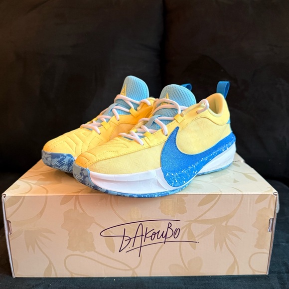 Nike Giannis Freak 5 - Air Zoom - Like New - 6.5Y/39EU/8 women’s/6.5 men’s - Picture 2 of 15